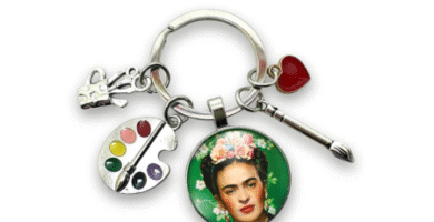 llavero frida kahlo con corazon